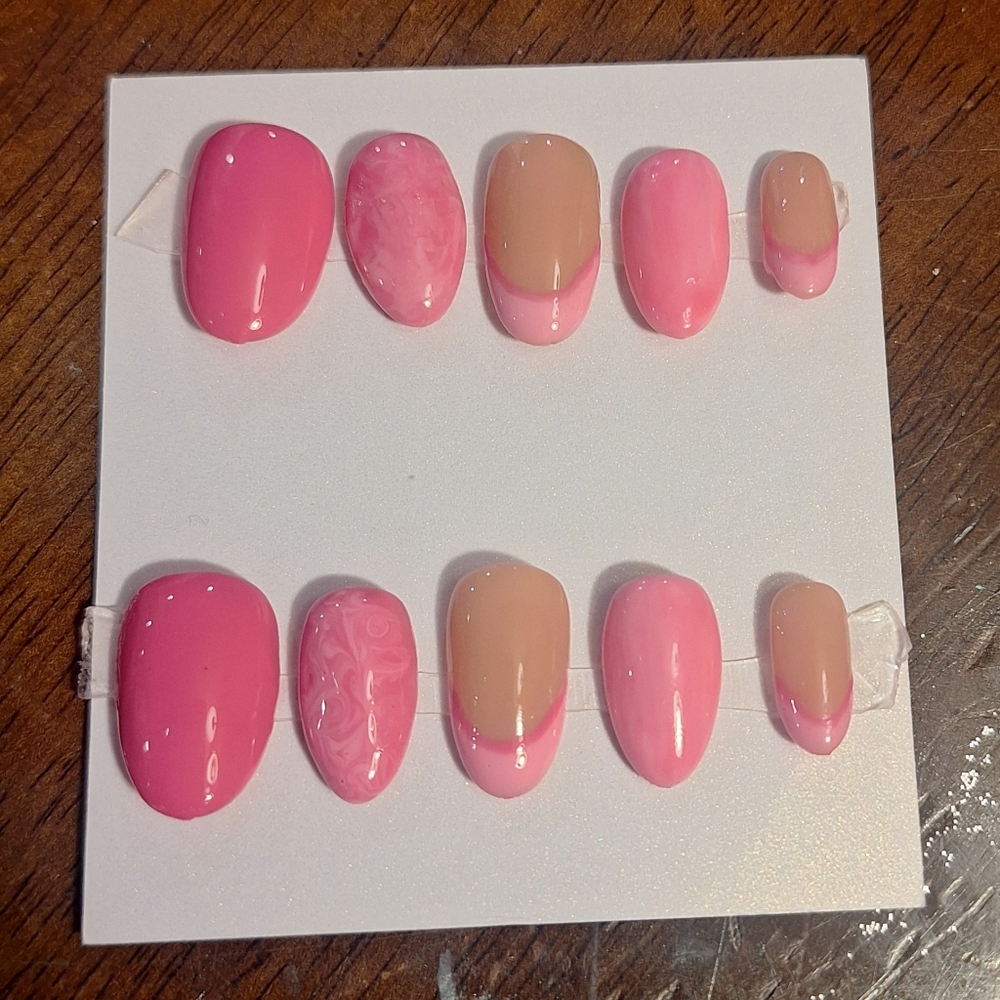 Pink Press-On Nails Set